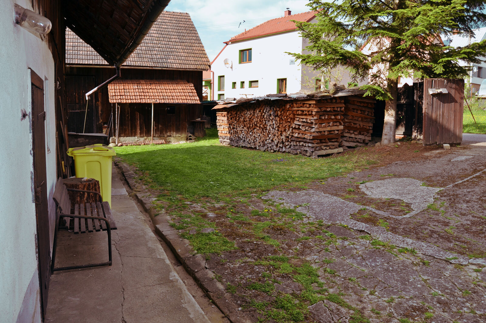 Rodinný dům s pozemkem 700 m² ve Vlachovicích,Zlín