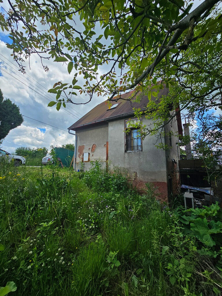 Rodinný dům s rozlehlou zahradou 1 251 m²