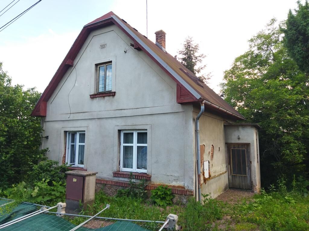 Rodinný dům s rozlehlou zahradou 1 251 m²