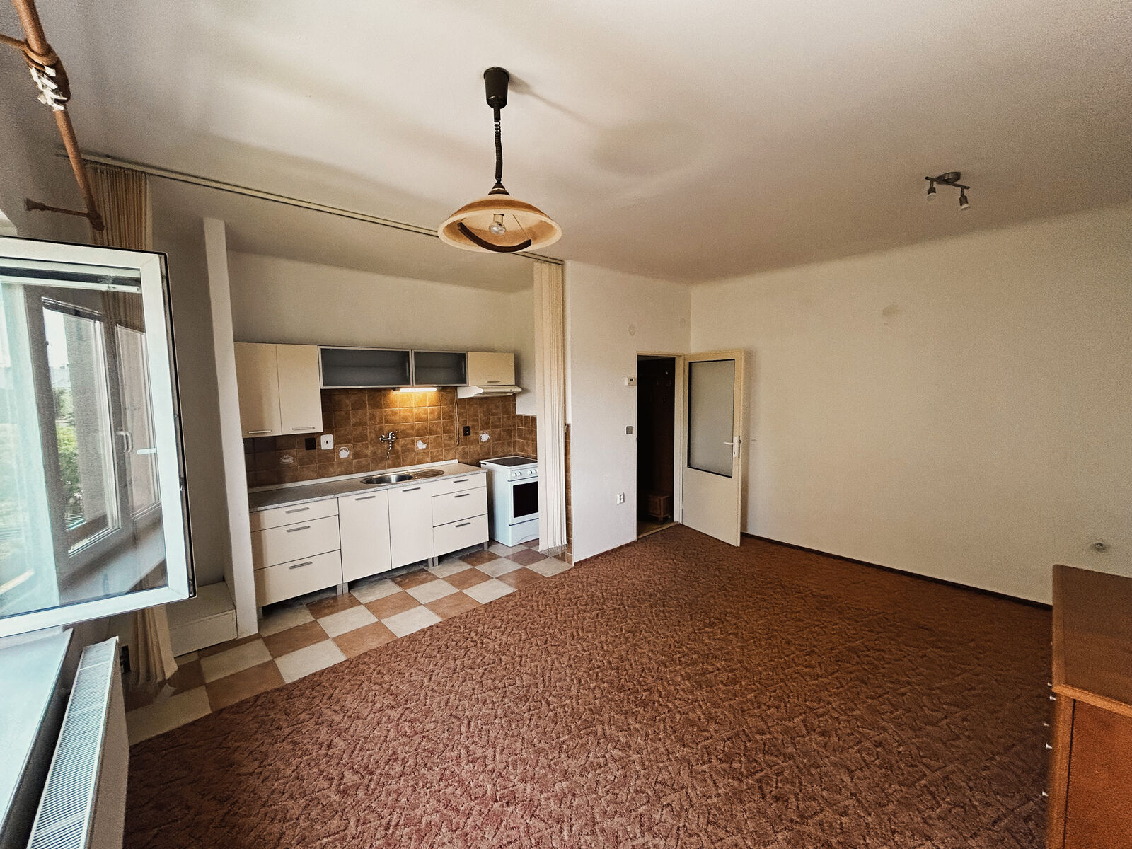 Prodej bytu 1+kk, 35 m² se sklepem, Krnov