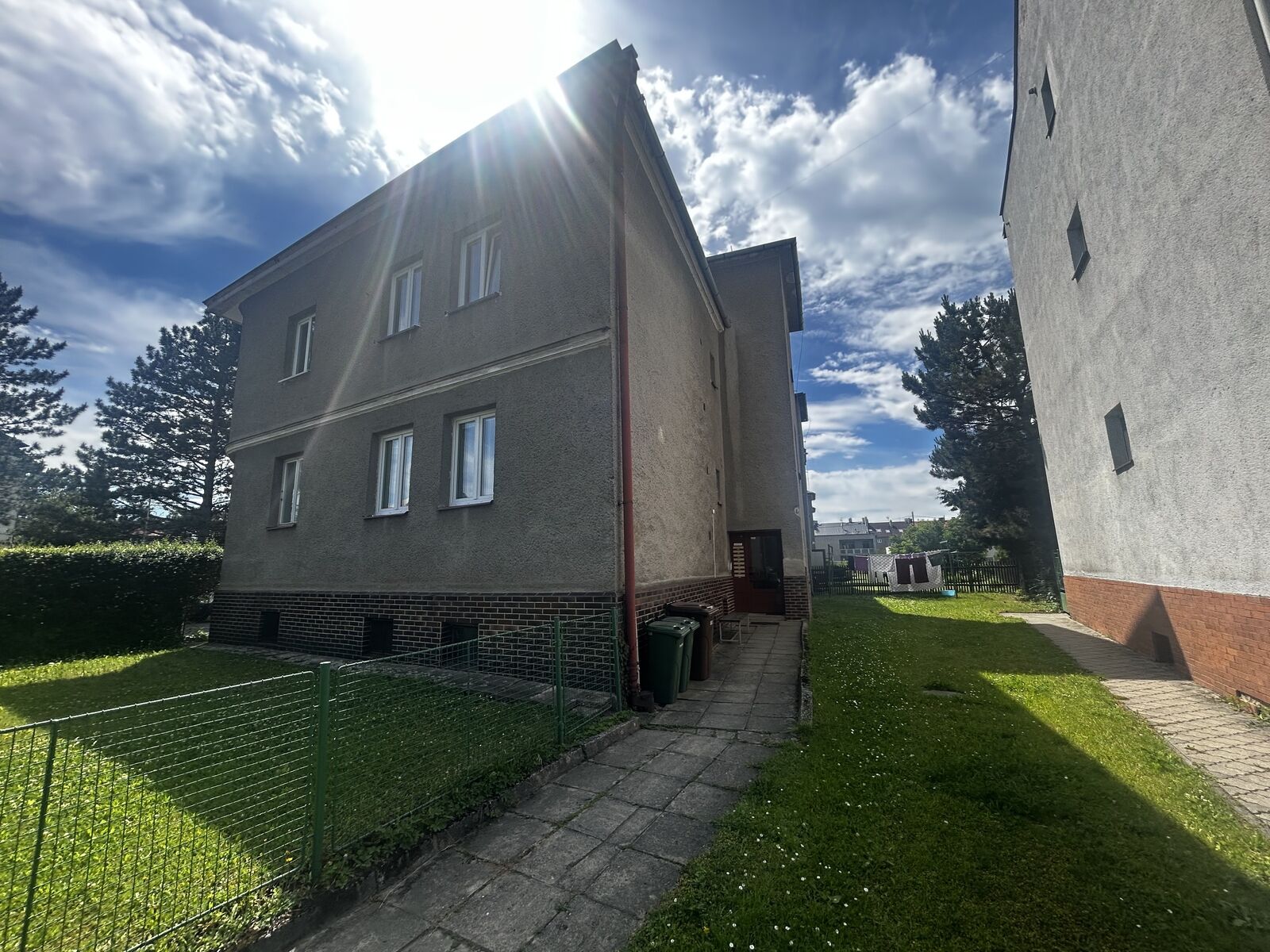 Prodej bytu 1+kk, 35 m² se sklepem, Krnov