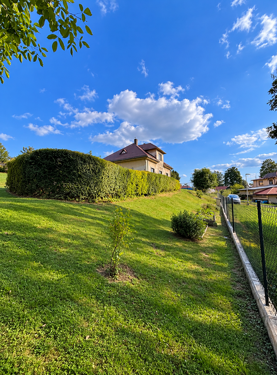 Prodej rodinného domu 4+1 se zahradou a pergolou, Oudoleň